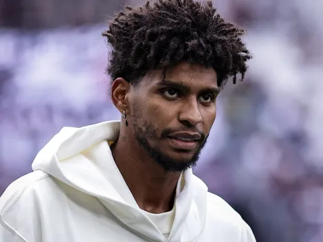 Hugo Souza detalha como Vasco “mexeu com a cabeça” do Corinthians