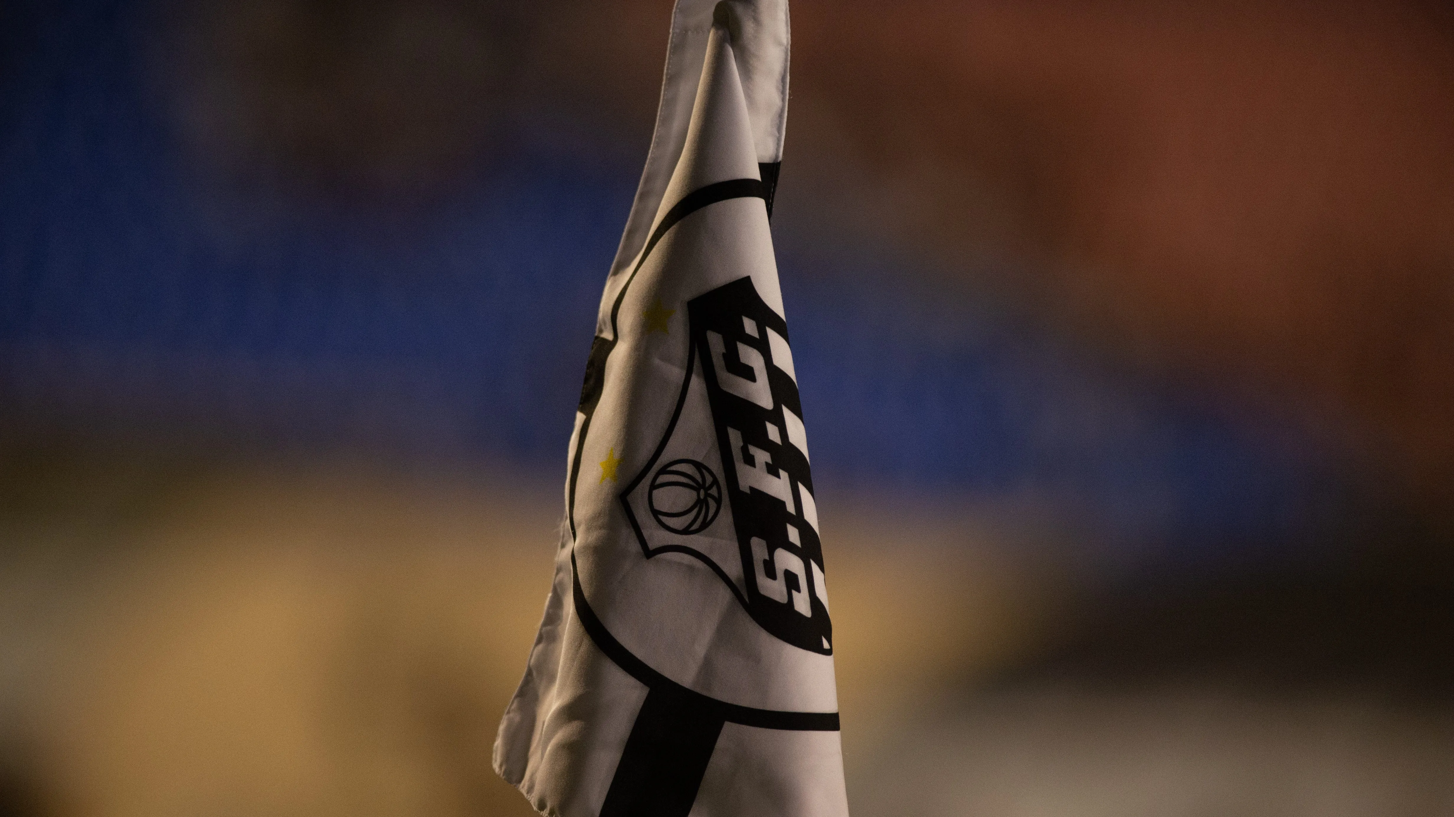 PR – LONDRINA – 03/06/2024 – BRASILEIRO B 2024, SANTOS X BOTAFOGO-SP – Vista da bandeira de escanteio do estadio Do Cafe para partida entre Santos e Botafogo-SP pelo campeonato Brasileiro B 2024. Foto: Henrique Campinha/AGIF