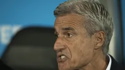 Luís Castro foi anunciado e, desde então, Grêmio vai promovendo reformulação no Clube