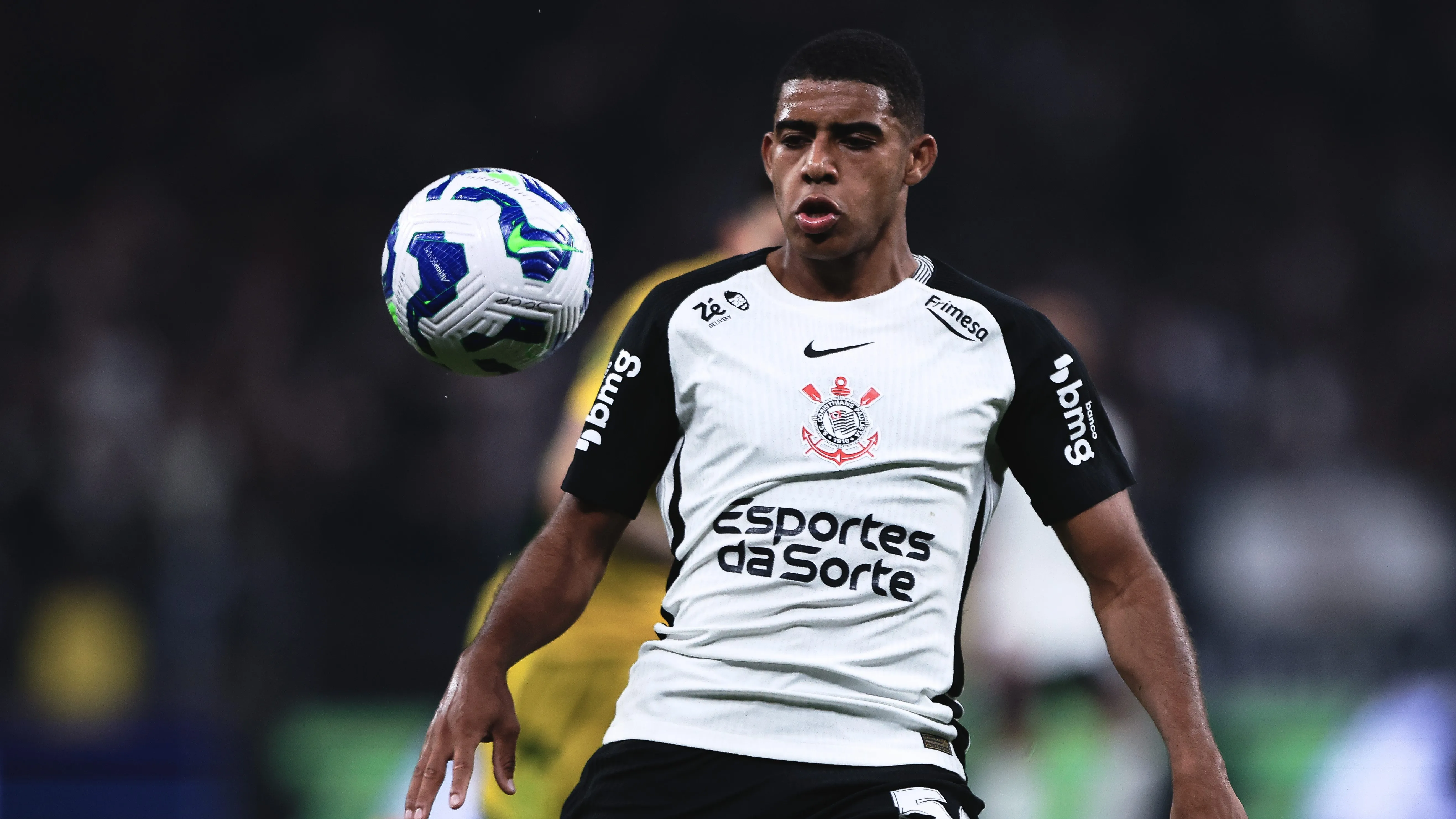 Gui Negão é encarado como oportunidade de um grande negócio, necessário para as finanças do Clube – Foto: Ettore Chiereguini/AGIF