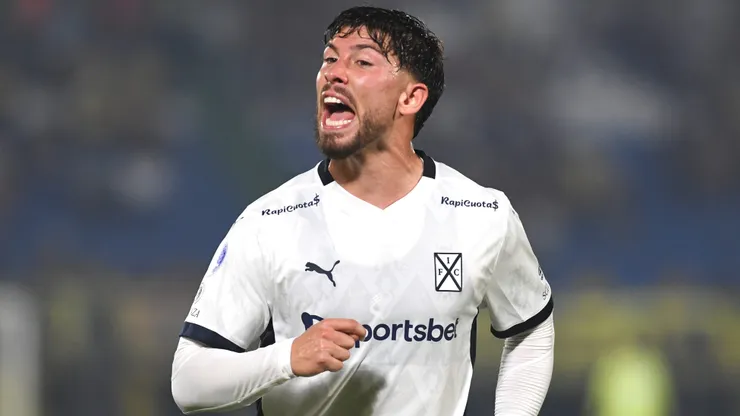 Felipe Loyola recebeu oferta do Santos.