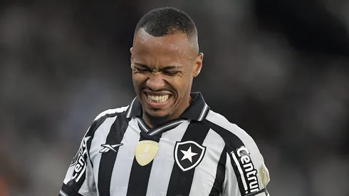 Marlon Freitas em partida pelo Botafogo - Foto: Thiago Ribeiro/AGIF