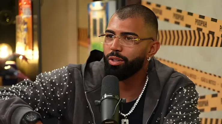 Gabigol detona sintéticos e elege o gramado da Neo Química Arena, do Corinthians, o melhor do país. Reprodução - Pod Pah.