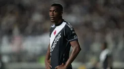 Vasco se prepara para decisão e admite dificuldade para manter Rayan — Foto Jorge RodriguesAGIF