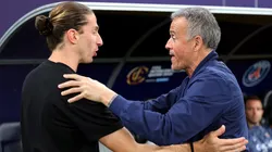 Flamengo x PSG: Luis Enrique e Filipe Luís se cumprimentando - (Photo by Getty Images/Getty Images)