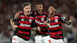 De La Cruz comemora gol pelo Flamengo