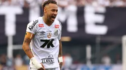 SP - SANTOS - 07/12/2025 - BRASILEIRO A 2025, SANTOS X CRUZEIRO - Neymar Jr jogador do Santos durante partida contra o Cruzeiro no estadio Vila Belmiro pelo campeonato Brasileiro A 2025. Foto: Mauricio De Souza/AGIF