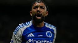 Gabigol quebra o silêncio explica bastidores após eliminação para o Corinthians.