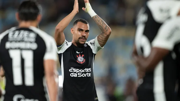 Corinthians vê Matheuzinho consolidado na decisão enquanto Vasco apresenta história parecida do outro lado — Foto Jorge RodriguesAGIF