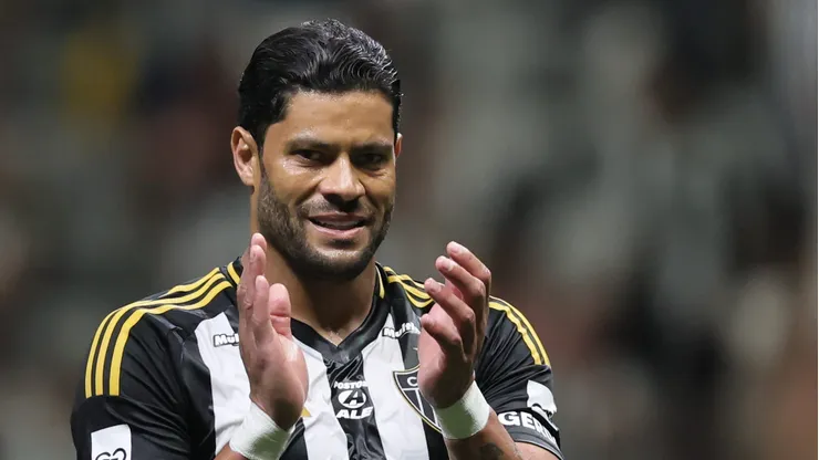 Fluminense não conseguiu por Hulk. Foto: Gilson Lobo/AGIF