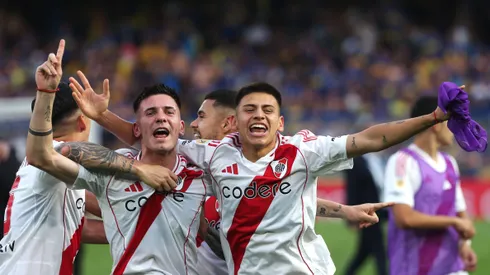 Echeverri e Mastantuono, joias argeninas na época do River Plate - Foto: Daniel Jayo/Getty Images