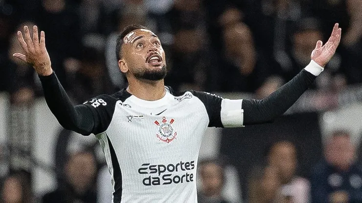 SP - SAO PAULO - 17/12/2025 - COPA DO BRASIL 2025, CORINTHIANS X VASCO -Maycon jogador do Corinthians lamenta durante partida contra o Vasco no estadio Arena Corinthians pelo campeonato Copa Do Brasil 2025. Foto: Joisel Amaral/AGIF