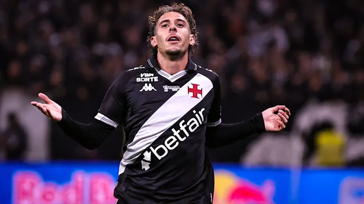 Nuno Moreira vive chance histórica pelo Vasco na decisão contra o Corinthians — Foto Fabio GiannelliAGIF