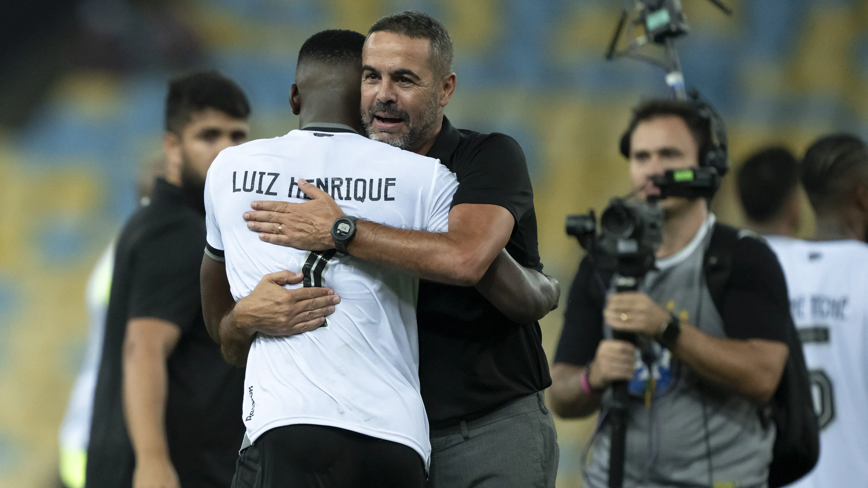 Luiz Henrique e Artur Jorge em 2024.  Foto: Jorge Rodrigues/AGIF