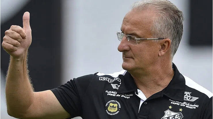 Dorival Júnior foi campeão paulista no comando do Santos
