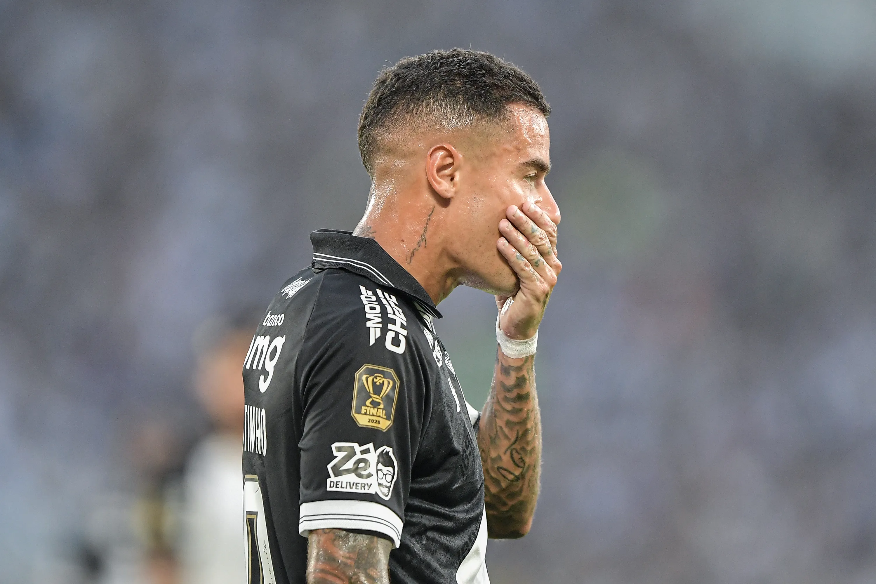 Coutinho jogador do Vasco durante partida contra o Corinthians no estadio Maracana pelo campeonato Copa Do Brasil 2025. Foto: Thiago Ribeiro/AGIF