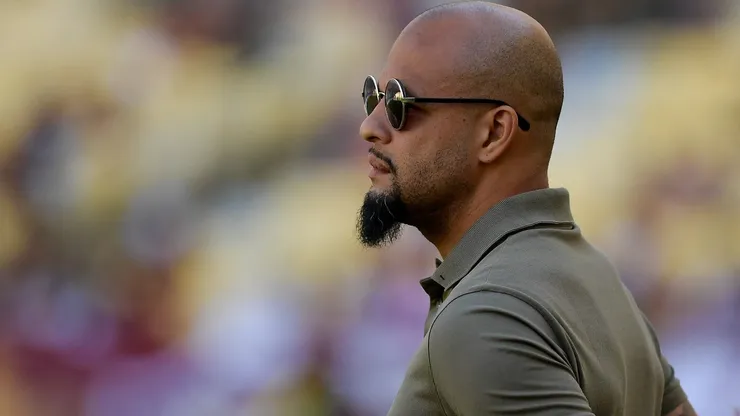 Felipe Melo durante partida no estádio do Maracanã