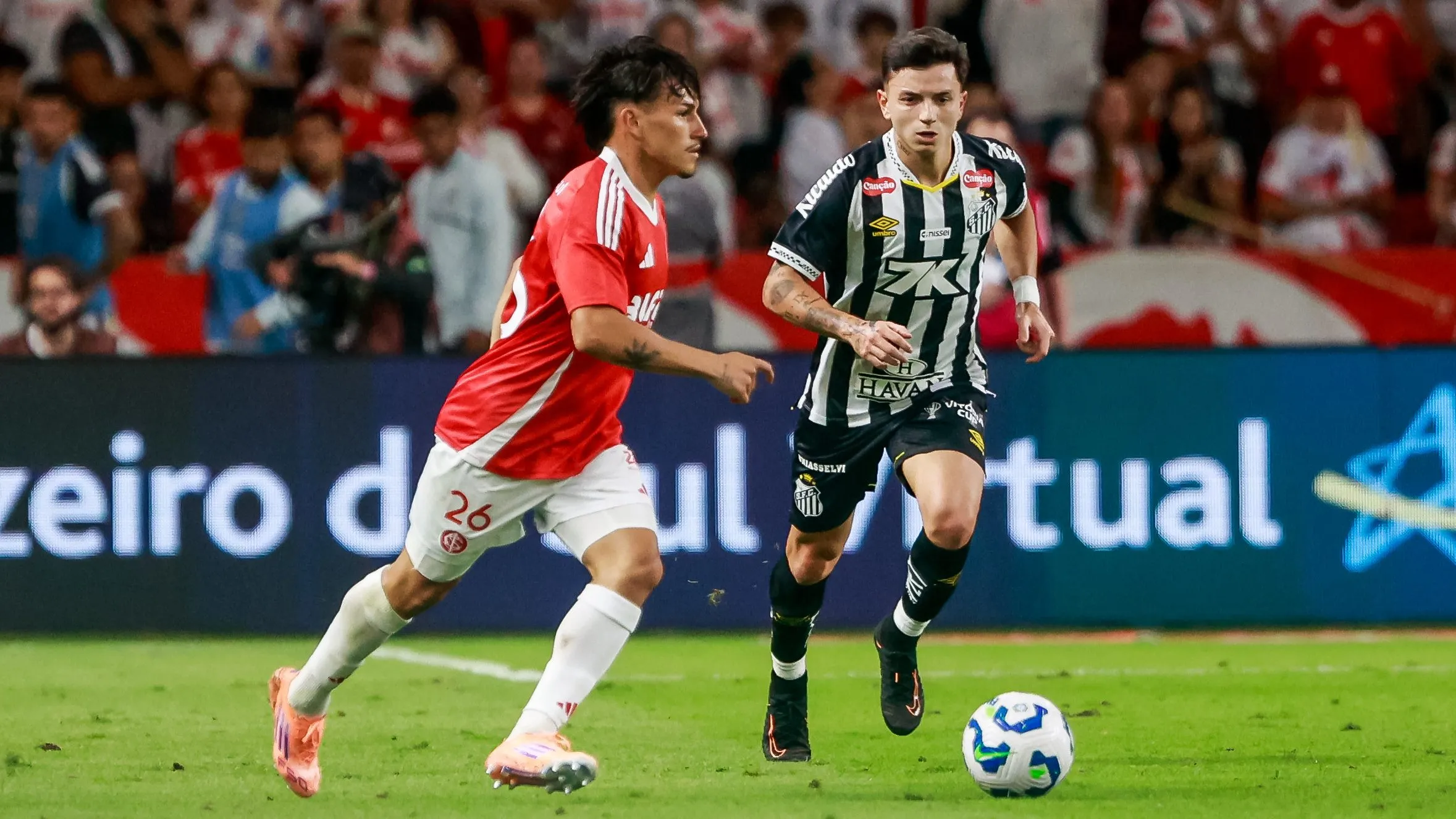 Bernabei em ação pelo Colorado – Foto: Luiz Erbes/AGIF