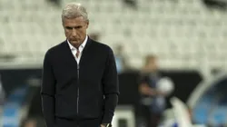 RJ - RIO DE JANEIRO - 29/06/2023 - COPA SUL-AMERICANA 2023, BOTAFOGO X MAGALLANES - Luis Castro tecnico do Botafogo durante partida contra o Magallanes no estadio Engenhao pelo campeonato Copa Sul-Americana 2023. Foto: Jorge Rodrigues/AGIF