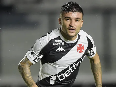 Victor Luís, do Vasco, é contatado para jogar na Chapecoense