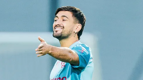 Arrascaeta durante treinamento em Doha, no Catar