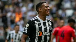 Atacante tem o futuro incerto - Foto: Fernando Moreno/AGIF.