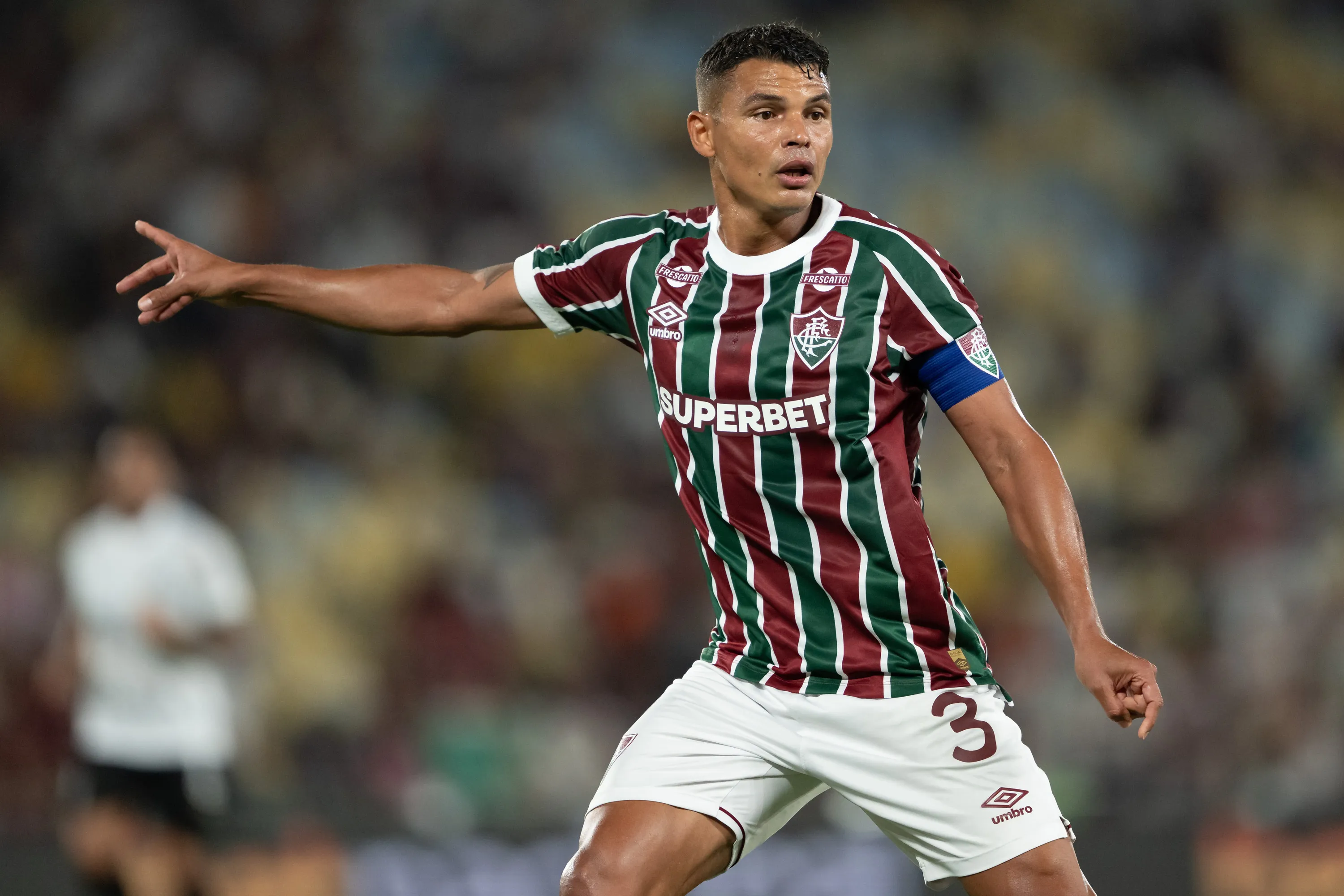 Thiago Silva jogador do Fluminense durante partida contra o Ceara no estadio Maracana pelo campeonato Brasileiro A 2025. Foto: Jorge Rodrigues/AGIF