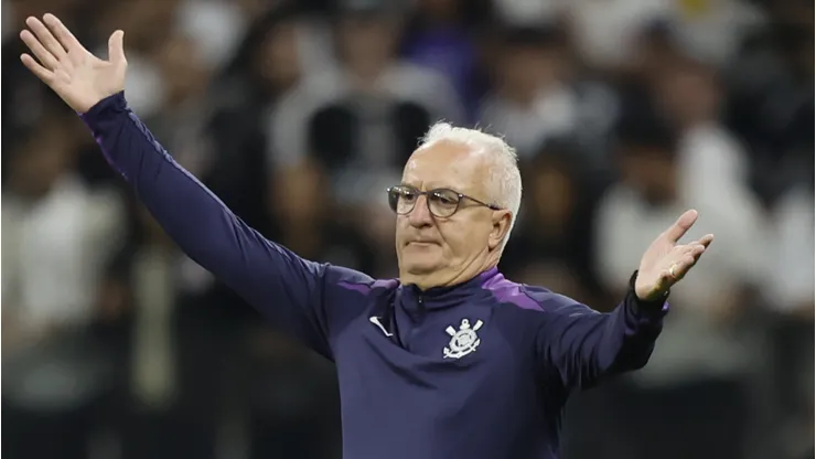 Dorival Jr, técnico do Corinthians - Foto: Miguel Schincariol/Getty Images