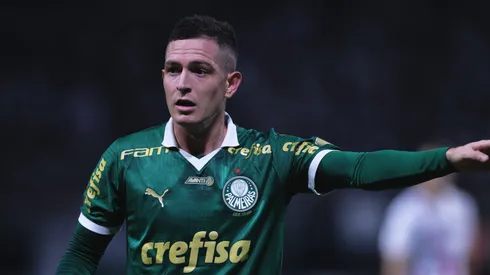 Volante deixa o Palmeiras após dois anos