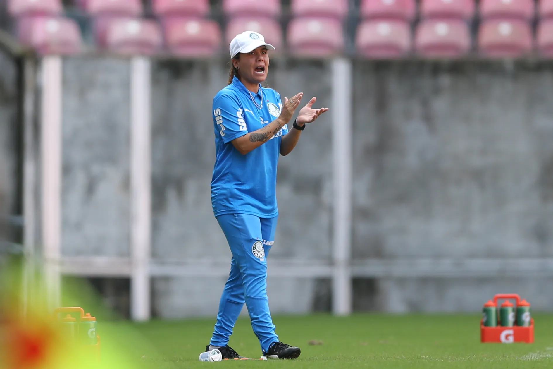 Camilla comanda agora a Seleção. Foto: Marlon Costa/AGIF