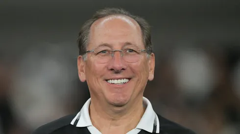 RJ - RIO DE JANEIRO - 26/07/2025 - BRASILEIRO A 2025, BOTAFOGO X CORINTHIANS - John Textor CEO do Botafogo durante partida contra o Corinthians no estadio Engenhao pelo campeonato Brasileiro A 2025.