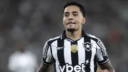 RJ - RIO DE JANEIRO - 04/06/2025 - BRASILEIRO A 2025, BOTAFOGO X CEARA - Gregore jogador do Botafogo durante partida contra o Ceara no estadio Engenhao pelo campeonato Brasileiro A 2025. Foto: Jorge Rodrigues/AGIF