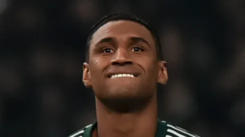 Tetê, atacante do Panathinaikos em partida pelo campeonato grego (Foto: Milos Bicanski/Getty Images)