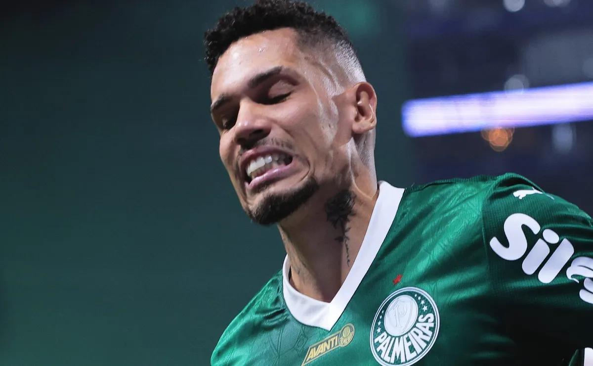 Paulinho revela que desfecho da recuperação pode atrasar mais do que o previsto no Palmeiras