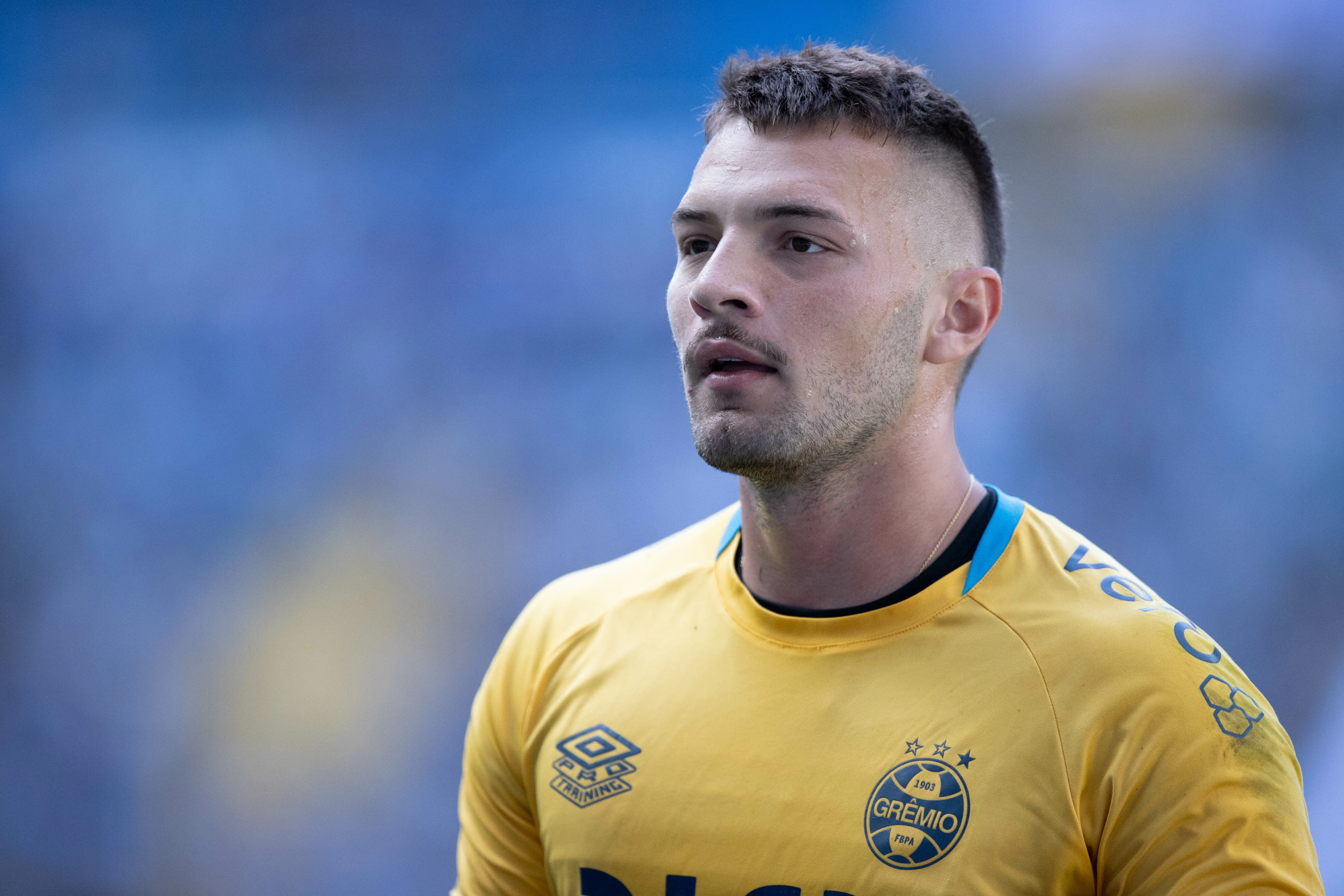 Gabriel Grando em partida pelo Grêmio.Foto: Liamara Polli/AGIF