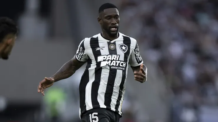 Bastos atuou apenas uma vez na temporada por problema crônico no joelho