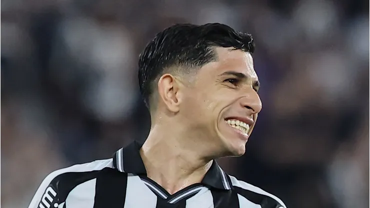 Savarino, atacante do Botafogo em partida pelo campeonato brasileiro (Foto: Wagner Meier/Getty Images)