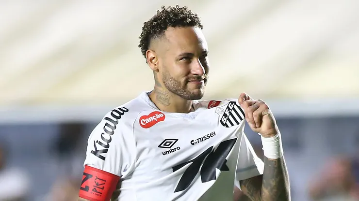 SP - SANTOS - 28/11/2025 - BRASILEIRO A 2025, SANTOS X SPORT - Neymar Jr jogador do Santos durante partida contra o Sport no estadio Vila Belmiro pelo campeonato Brasileiro A 2025. Foto: Mauricio De Souza/AGIF