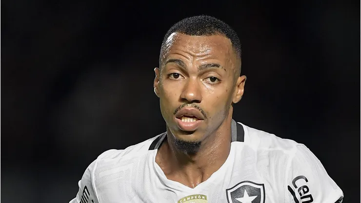 Marlon Freitas está a caminho do Verdão.