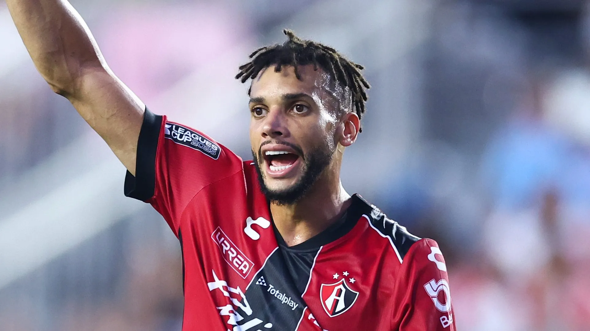 Matheus Dória, zagueiro do Atlas em partida contra o Inter Miami-EUA. Foto: Megan Briggs/Getty Images