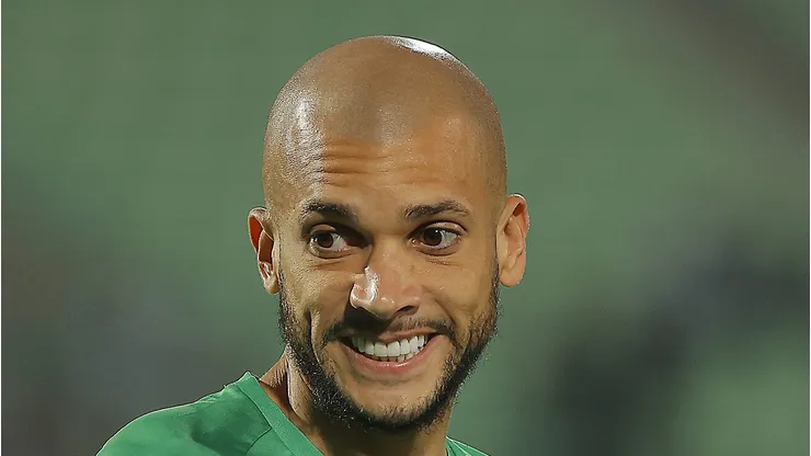 Dória atuando pelo Santos Laguna. Foto: Manuel Guadarrama/Getty Images