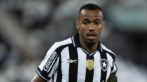 RJ - RIO DE JANEIRO - 29/07/2025 - COPA DO BRASIL 2025, BOTAFOGO X BRAGANTINO - Marlon Freitas jogador do Botafogo durante partida contra o Bragantino no estadio Engenhao pelo campeonato Copa Do Brasil 2025. Foto: Jorge Rodrigues/AGIF