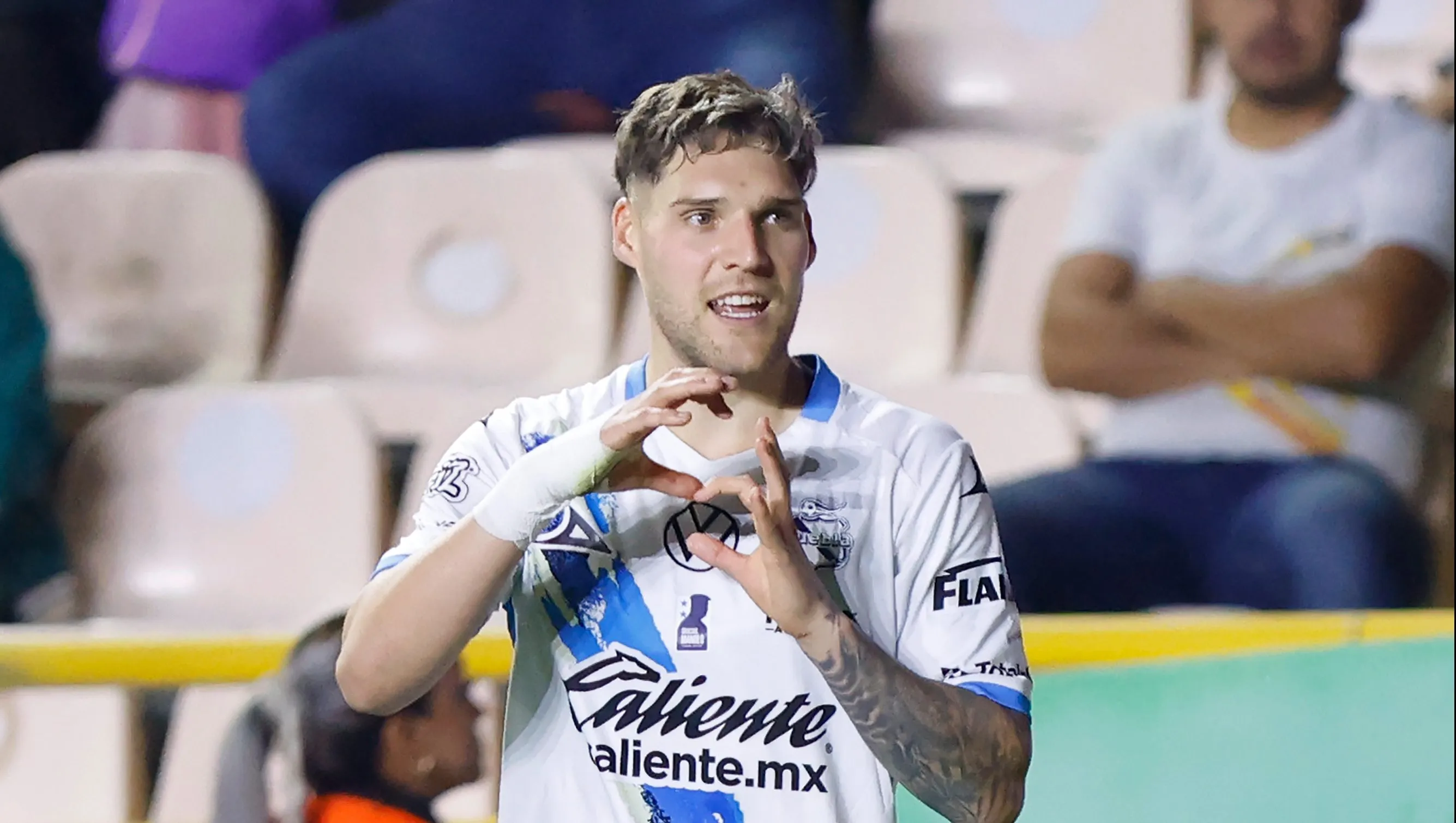 Emiliano Gómez pode receber contato do Fluminense - (Photo by Leopoldo Smith/Getty Images).