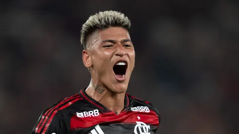 Carrascal tem contrato com Fla até o meio de 2029.