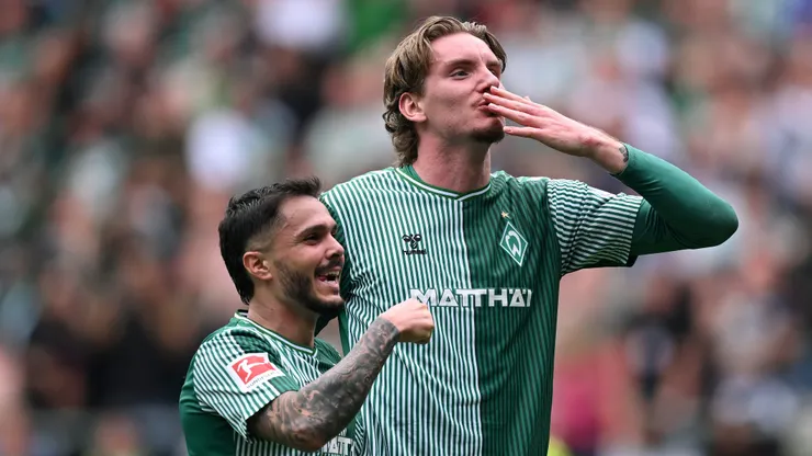 Leonardo Bittencourt (à esquerda) é opção para o Inter pensando em reforçar o elenco de Pezzolano