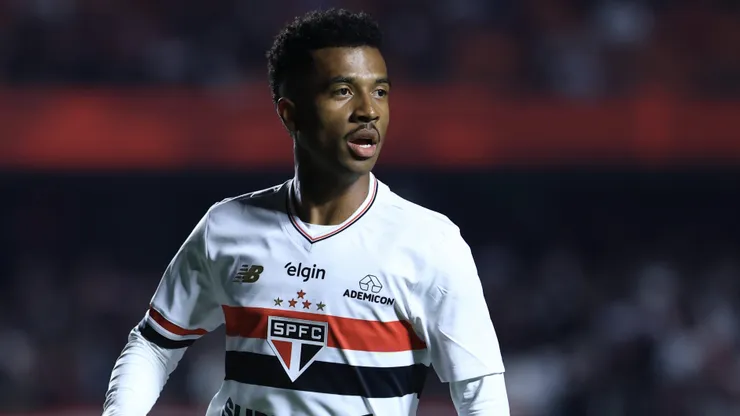 Marcos Antônio está emprestado pela Lazio até junho de 2026 e entrou no radar do Flamengo