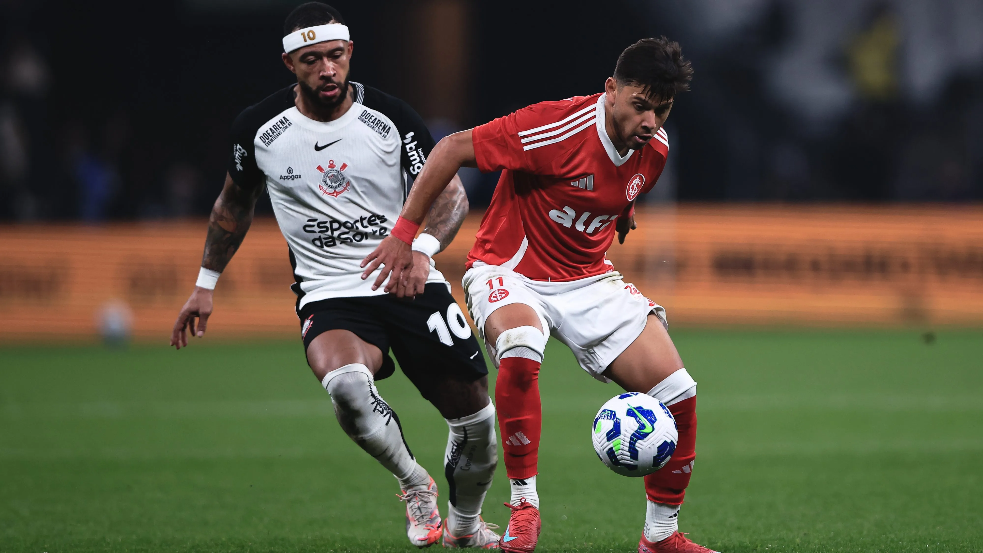 Oscar Romero contra o Corinthians. Foto: Ettore Chiereguini/AGIF