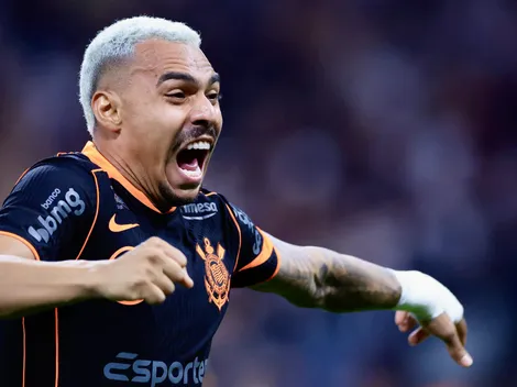 Matheuzinho volta a provocar o Palmeiras após temporada dos sonhos do Corinthians