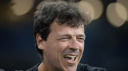 Fernando Diniz, técnico do Vasco, durante partida contra o Gremio no estadio Arena do Gremio pelo campeonato Brasileiro A 2025. Foto: Maxi Franzoi/AGIF