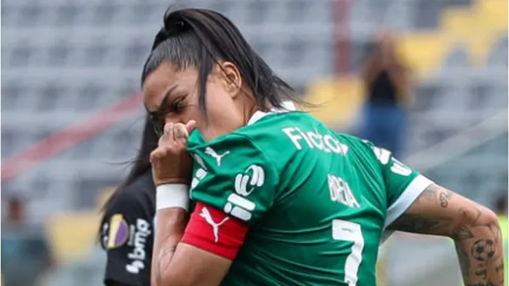 Brena renova contrato com o Palmeiras até 2026 - Foto: Fabio Menotti/Palmeiras